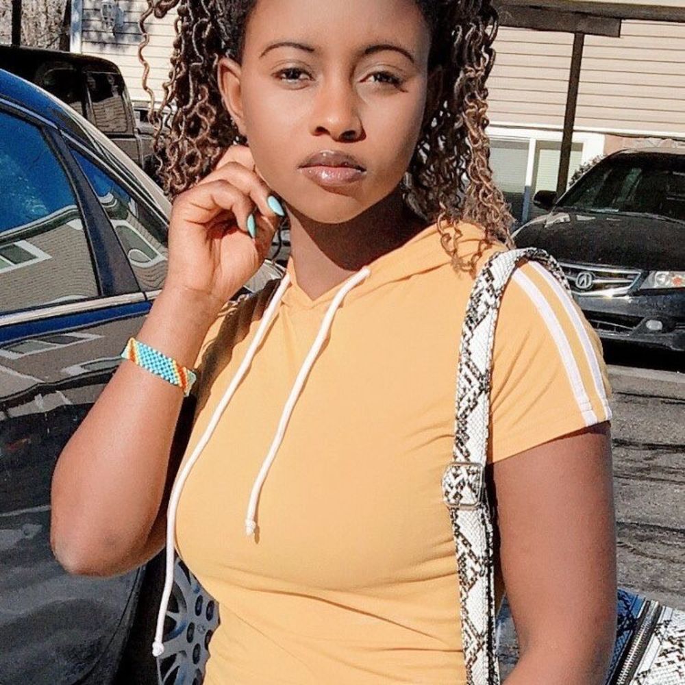 Meet your Posher, Sofia